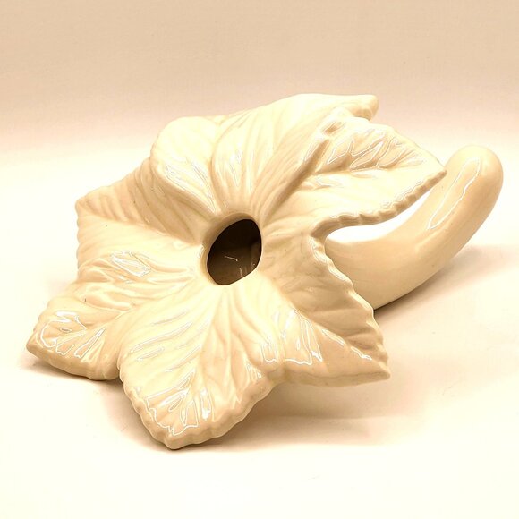 Vtg Epergne Wedding Bouquet Holder White Ceramic Floral Bridal Flower Vase *PICS - Picture 2 of 9